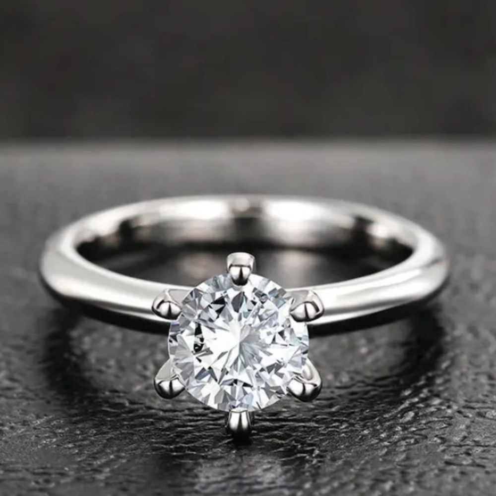 Moissanite 5 carat VVS 1 d colorless Silver Solitaire Ring   No gra